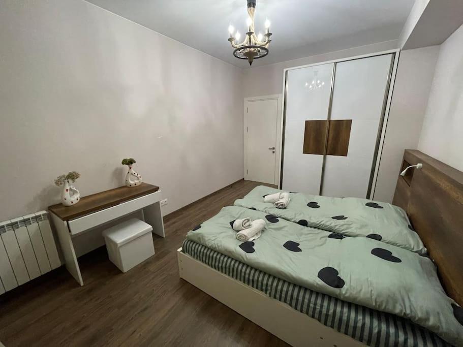 7Th Heaven Apartment In Central Тбилиси Экстерьер фото